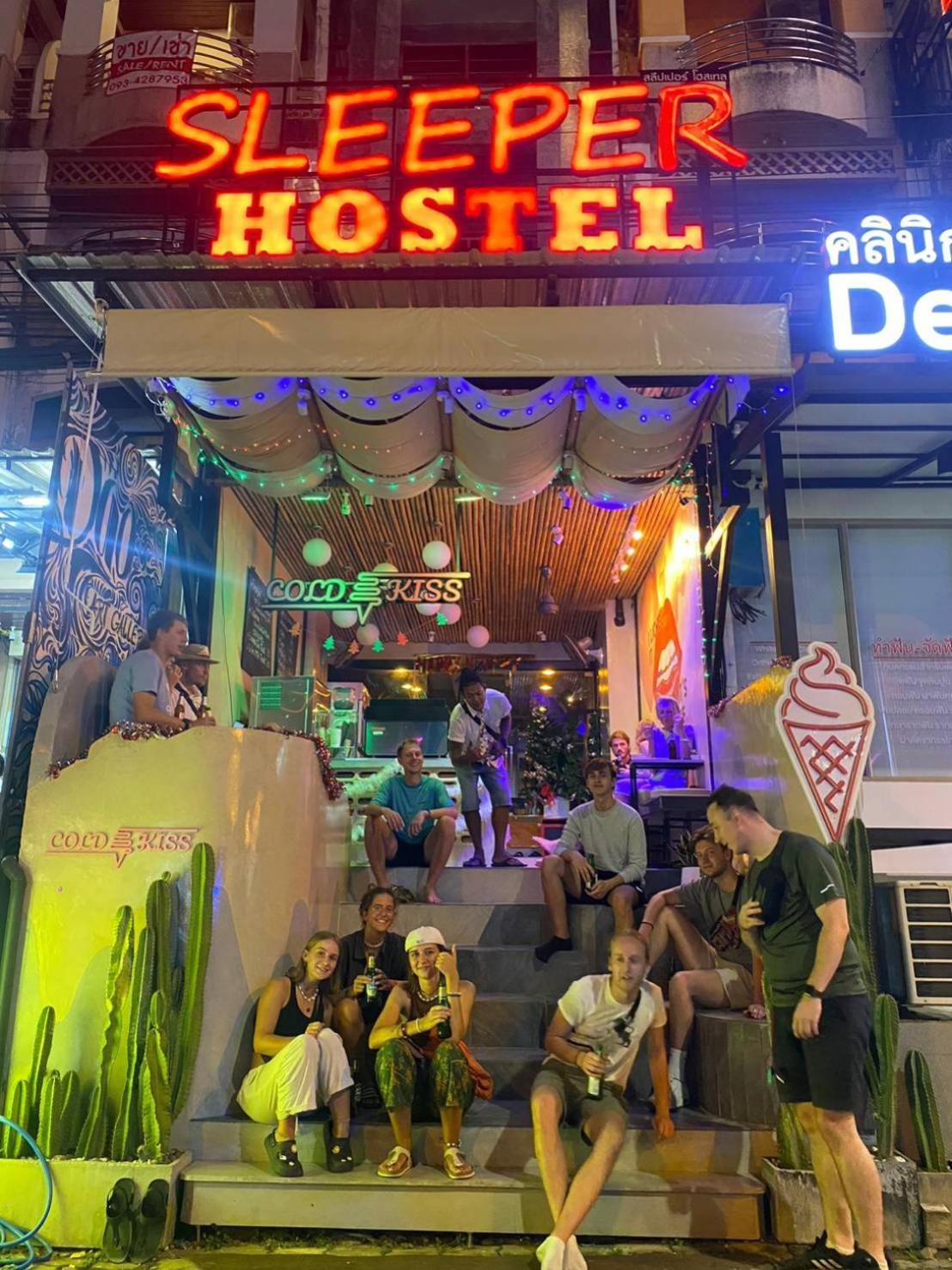 Sleeper Hostel Ао Нанг Экстерьер фото