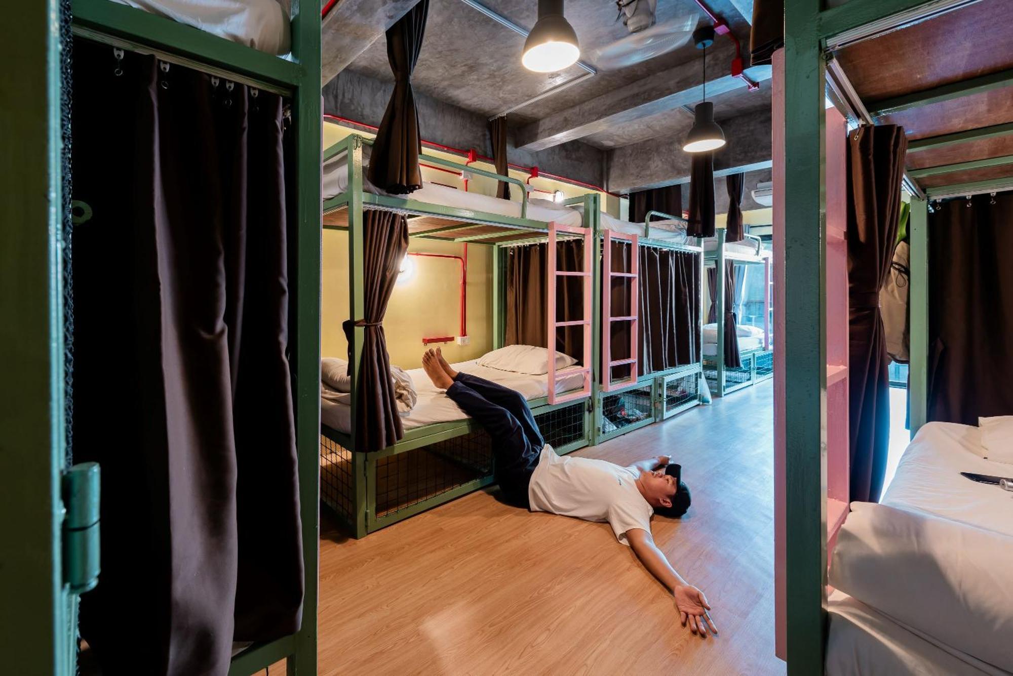 Sleeper Hostel Ао Нанг Экстерьер фото