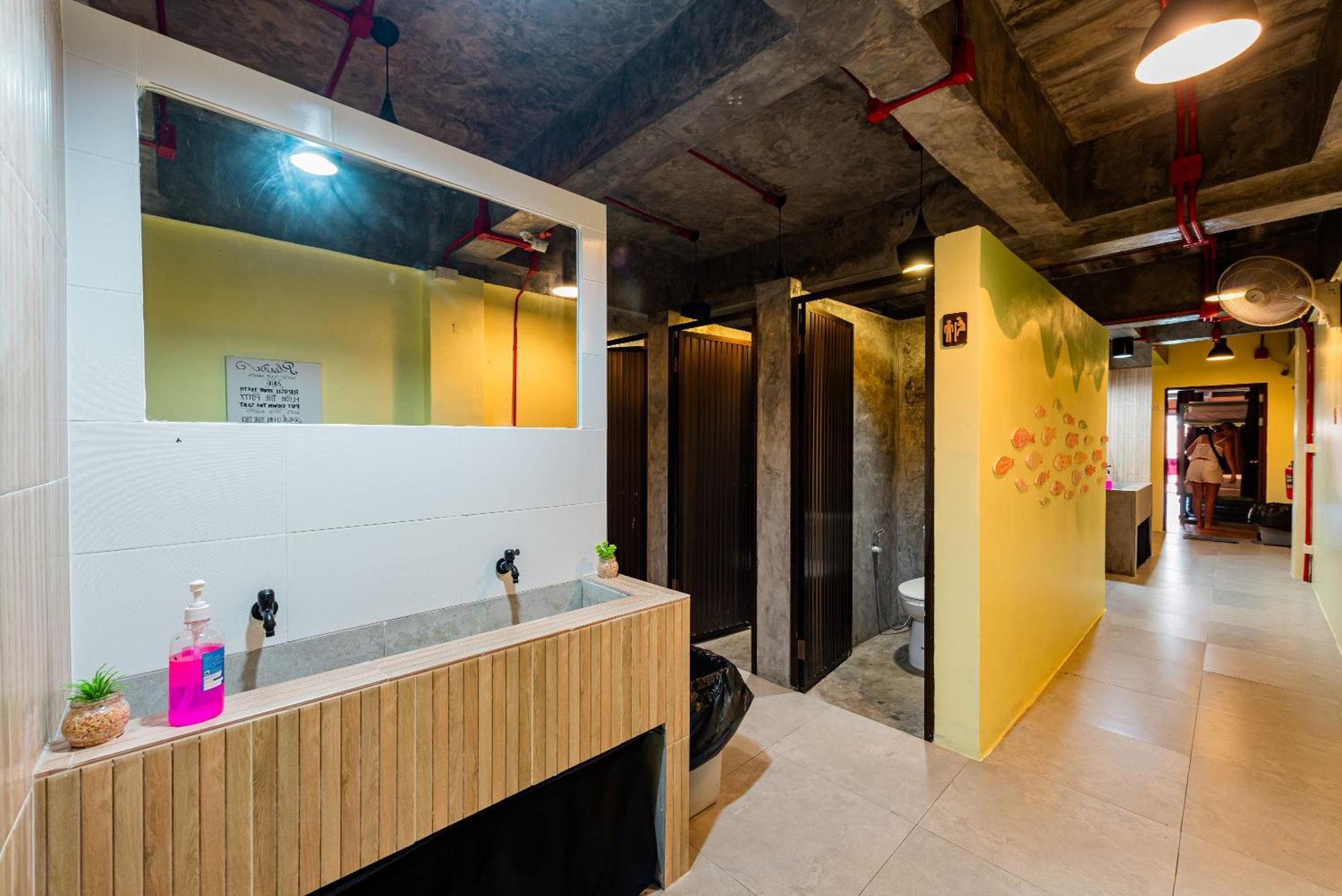 Sleeper Hostel Ао Нанг Экстерьер фото