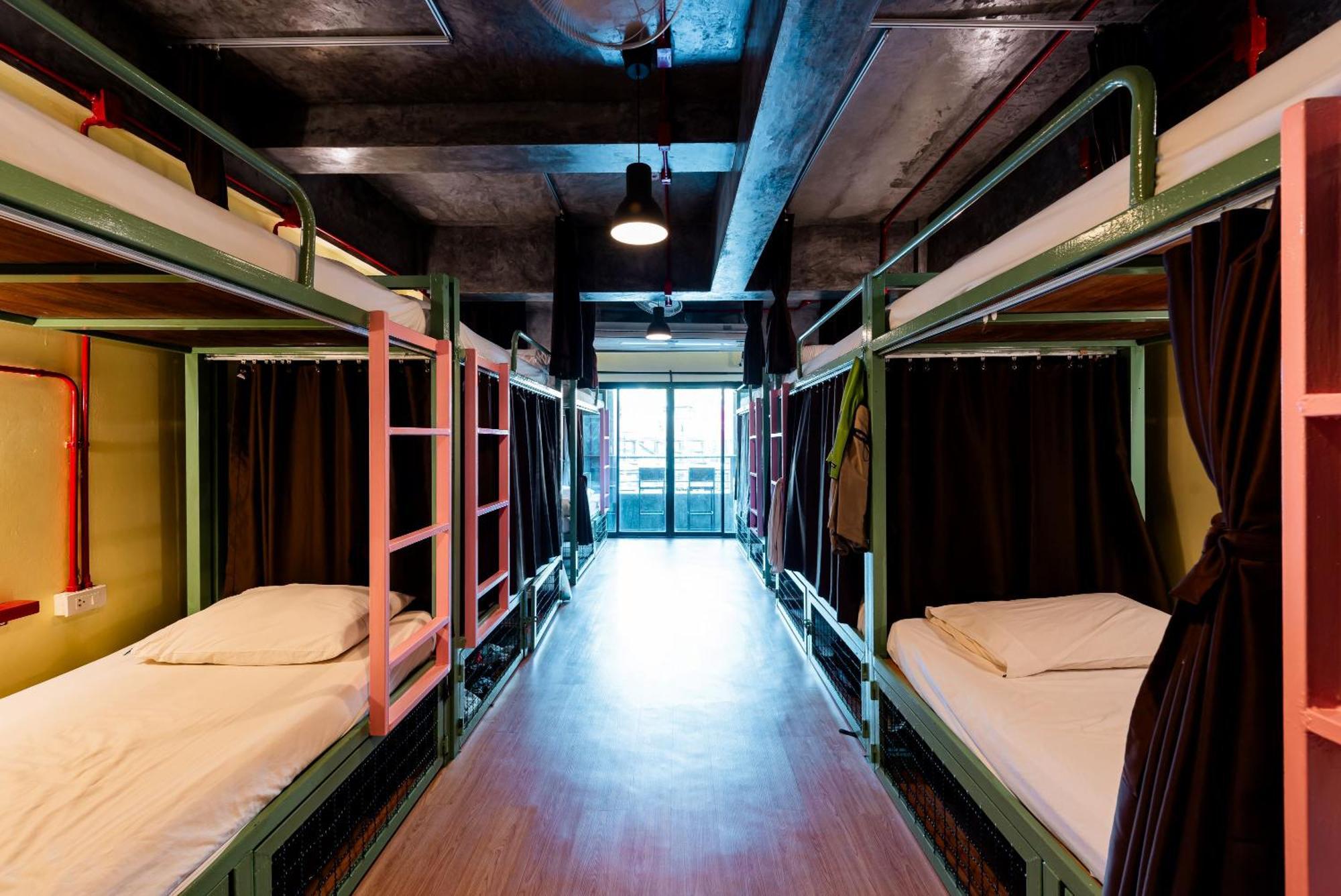 Sleeper Hostel Ао Нанг Экстерьер фото
