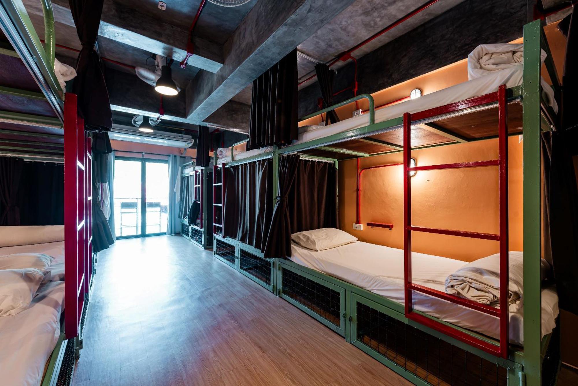 Sleeper Hostel Ао Нанг Номер фото